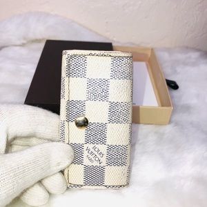 🔥SALE🔥 Louis Vuitton Key Holder